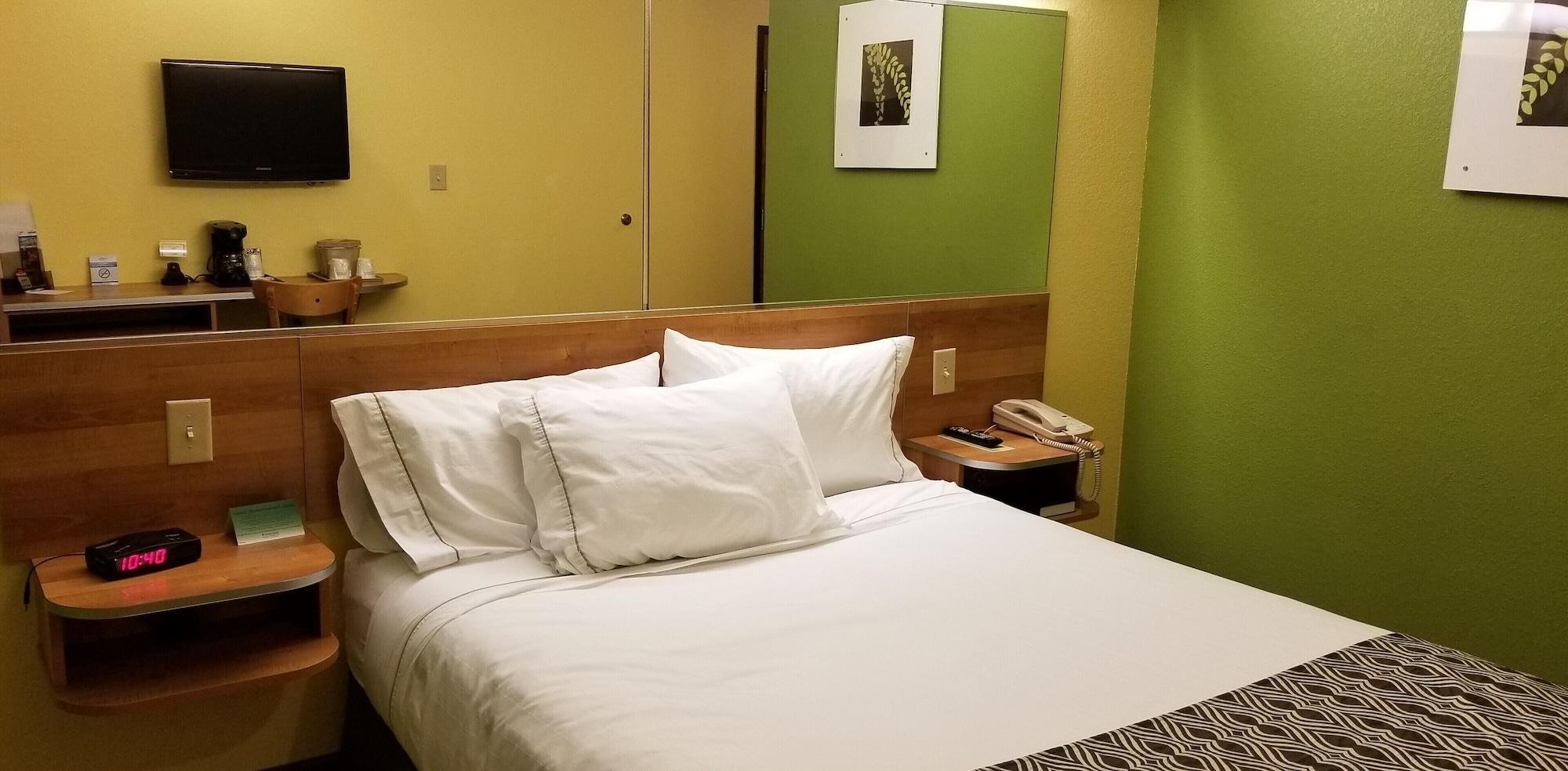Microtel Inn & Suites By Wyndham Delphos Extérieur photo