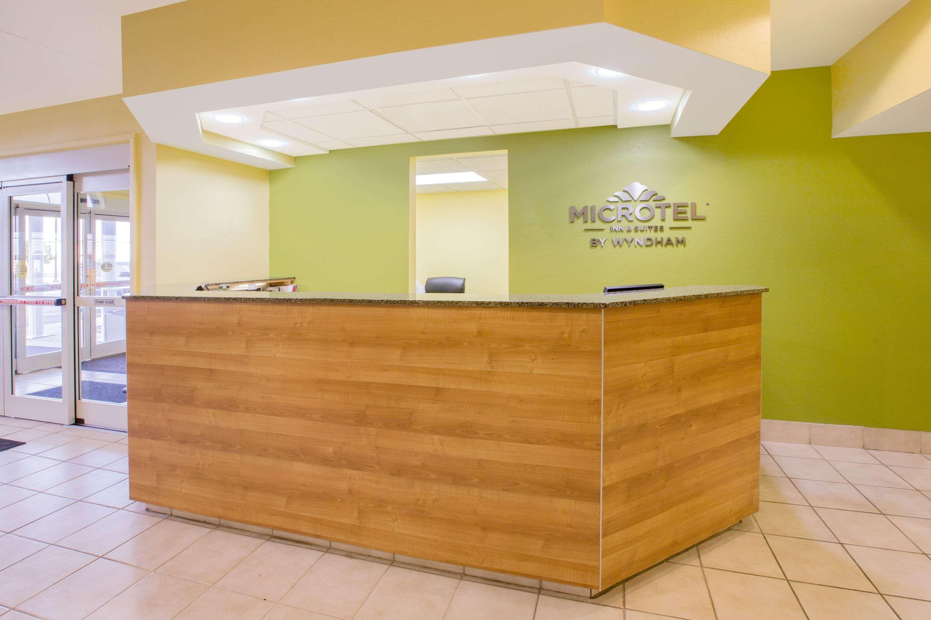 Microtel Inn & Suites By Wyndham Delphos Extérieur photo