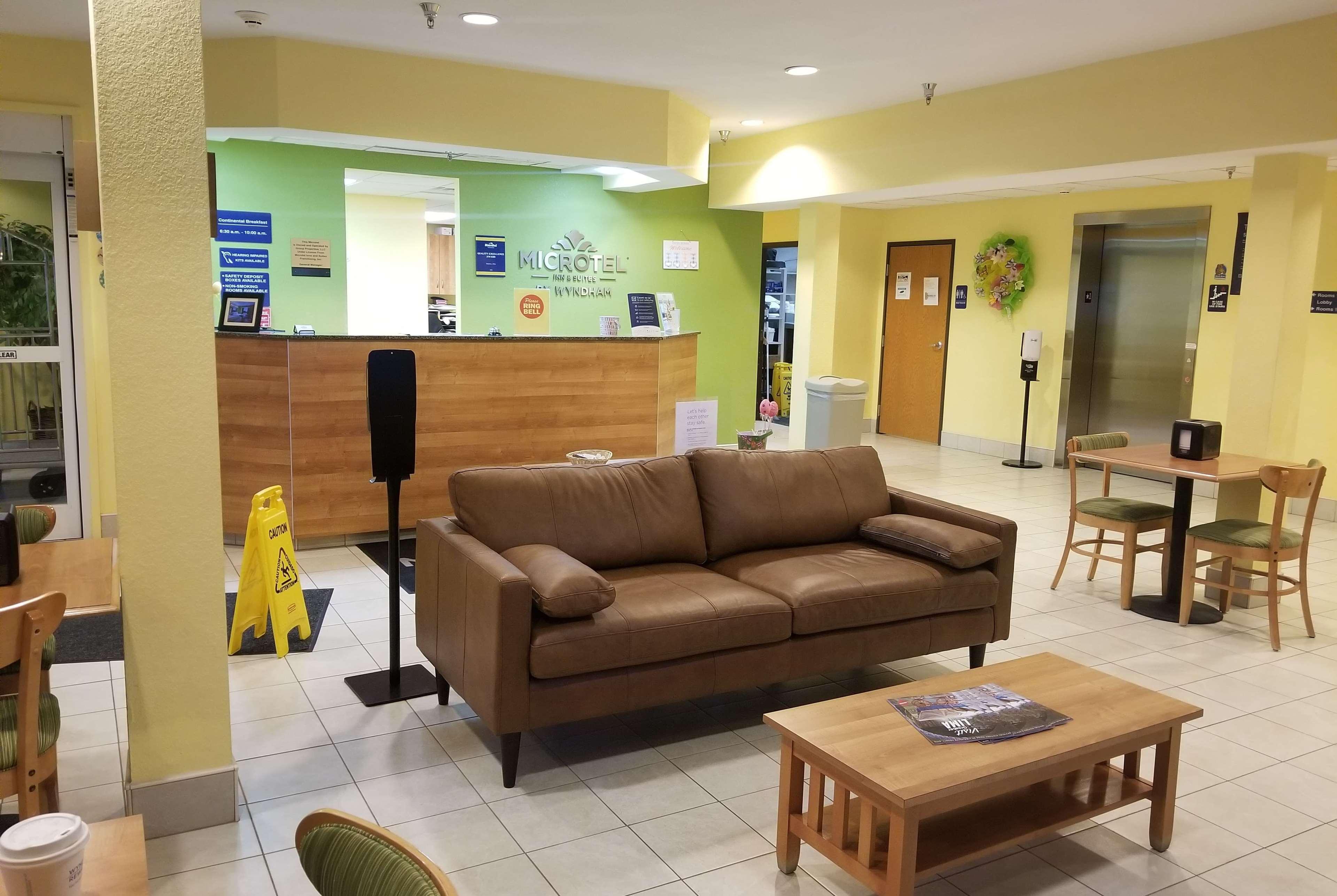 Microtel Inn & Suites By Wyndham Delphos Extérieur photo